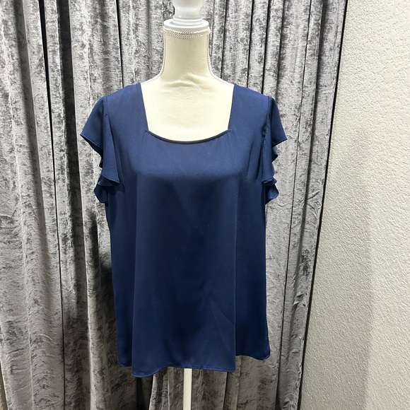 Beautiful Navy Blue Halogen XL blouse - Picture 1 of 5